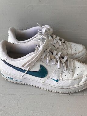 Nike Air Force 1 GS Impact Next Nature Low White - Kids - size 5Y FD0677-100